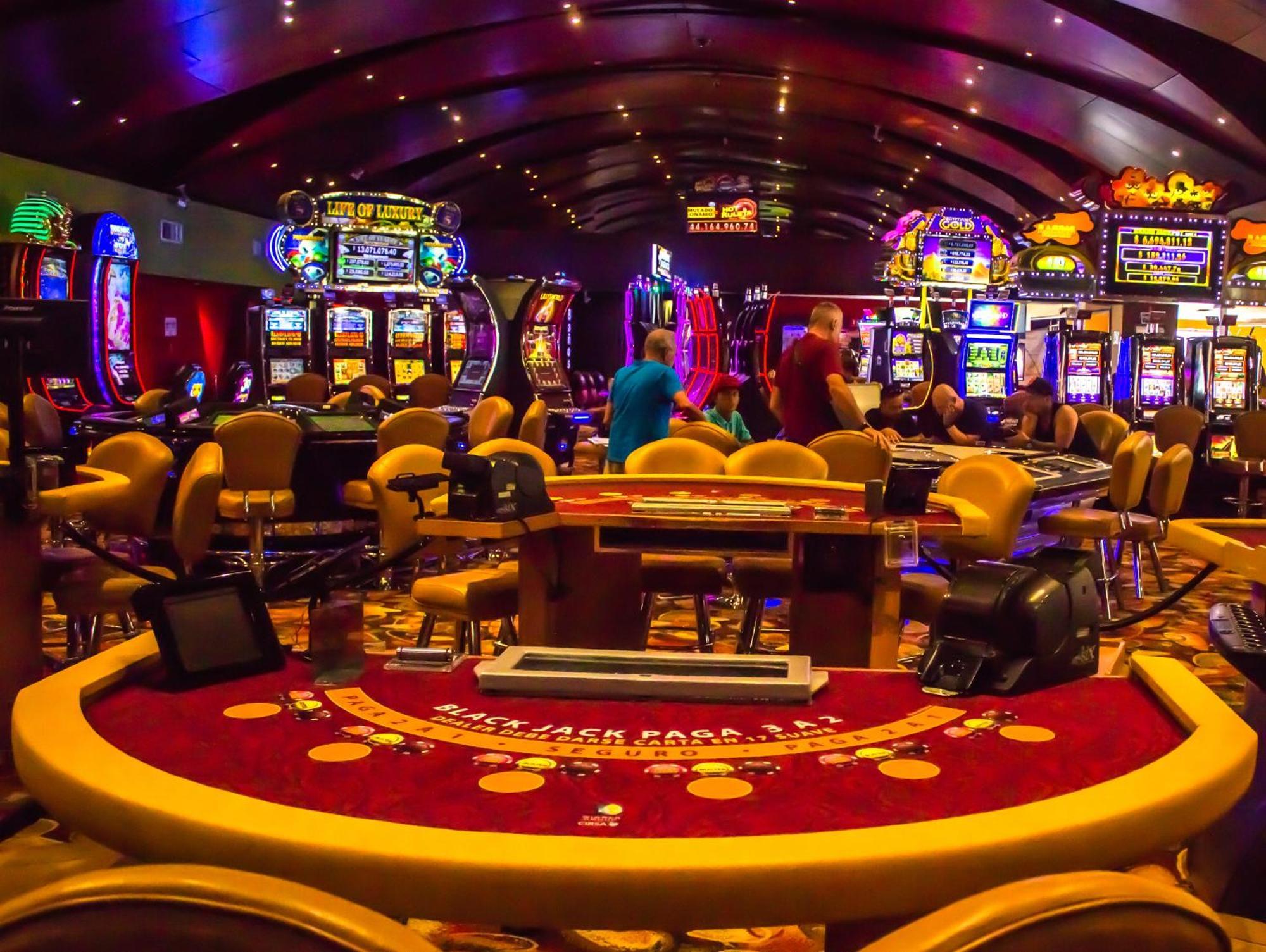 فندق Almirante Cartagena Colombia المظهر الخارجي الصورة Casino Slots
